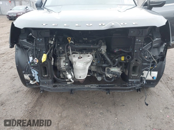2022 Kia Telluride LX with VIN 5XYP2DHC9NG236937, listed as a IAAI auction lot 41475675 with 87,086 mi miles and . Bid and sale history available at DreamBid. Image 6.