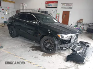 2025 Mercedes-Benz GLE 450 z VIN 4JGFD5KB7SB319795, wystawiony jako IAAI lot #42284819 z przebiegiem 3 711 mil mil oraz . Historia ofert i sprzedaży dostępna na DreamBid. Obrazek 1.