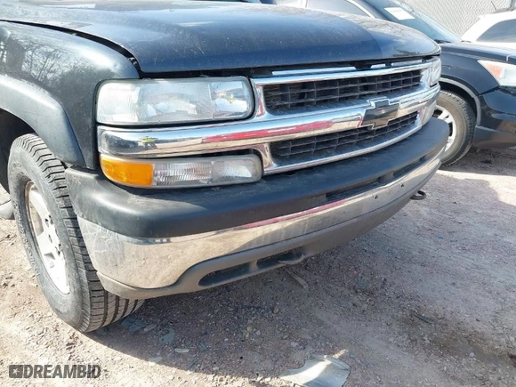 2004 Chevrolet Suburban LT with VIN 1GNFK16Z94J122458, listed as a IAAI auction lot 41889018 with NaN miles. Bid and sale history available at carsss.com. Image 6.