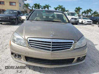 2008 Mercedes-Benz C 300 Sport с VIN WDDGF54X98F052663, выставлен на аукционе Copart как лот 60265725 с пробегом 82 912 миль миль и Списание • Salvage title. История ставок и продаж доступна на DreamBid. Изображение 5.