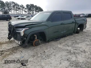 2022 Toyota Tundra 4WD SR5 with VIN 5TFLA5DB6NX008072, listed as a Copart auction lot 43250375 with 79,108 mi miles and Salvage Title. Bid and sale history available at carsss.com. Image 1.