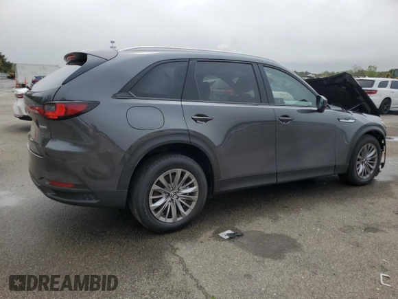 2024 Mazda CX-90 Preferred z VIN JM3KKBHA0R1157666, wystawiony jako Copart lot #56737765 z przebiegiem 10 228 mil mil oraz Szkoda całkowita • Salvage title. Historia ofert i sprzedaży dostępna na DreamBid. Obrazek 3.
