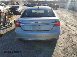 2014 Chrysler 200 LX with VIN 1C3CCBAG8EN172139, listed as a Copart auction lot 87278814 with 140,186 mi miles and Salvage Title. Bid and sale history available at carsss.com. Image 6.
