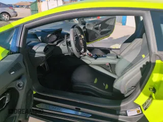 2023 Lamborghini Huracan z VIN ZHWUF4ZFXPLA22265, wystawiony jako Copart lot #66703944 z przebiegiem 1816 mil mil oraz Szkody całkowita. Historia ofert i sprzedaży dostępna na DreamBid. Obrazek 7.