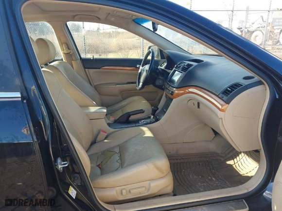 2005 Acura TSX with VIN JH4CL96965C016495, listed as a IAAI auction lot 41692598 with NaN miles. Bid and sale history available at carsss.com. Image 5.