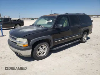 2001 Chevrolet Suburban LS with VIN 3GNEC16T81G252121, listed as a Copart auction lot 48796565 with 303,289 mi miles and Clean Title. Bid and sale history available at carsss.com. Image 1.