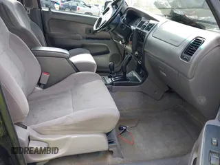 2002 Toyota 4Runner SR5 z VIN JT3HN86R320385621, wystawiony jako IAAI lot #41934512 z przebiegiem 191 528 mil mil oraz . Historia ofert i sprzedaży dostępna na DreamBid. Obrazek 5.