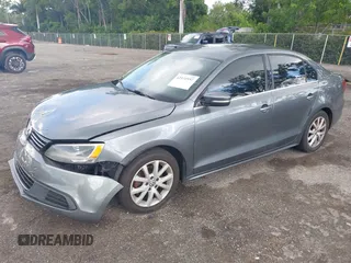 2014 Volkswagen Jetta SE with VIN 3VWD07AJ9EM277085, listed as a IAAI auction lot 42531957 with 171,613 mi miles and . Bid and sale history available at DreamBid. Image 2.