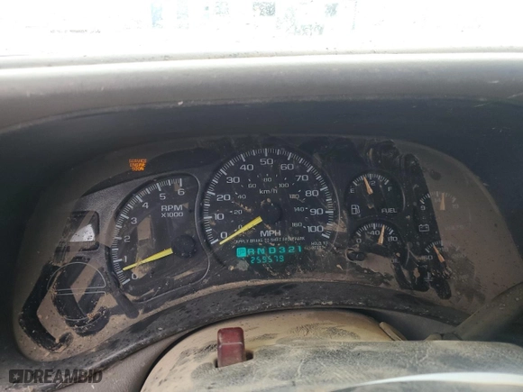 1999 GMC New Sierra 1500 SLE with VIN 2GTEC19TXX1539997, listed as a Copart auction lot 50202325 with 259,579 mi miles and Salvage Title. Bid and sale history available at carsss.com. Image 9.