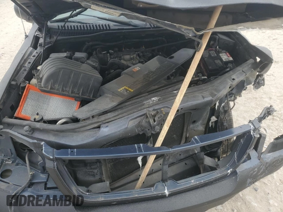 2002 Ford Explorer XLT z VIN 1FMZU73W72ZB01969, wystawiony jako Copart lot #85556964 z przebiegiem 276 545 mil mil oraz Szkoda całkowita • Salvage title. Historia ofert i sprzedaży dostępna na DreamBid. Obrazek 13.