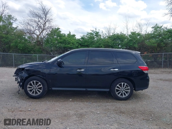 2014 Nissan Pathfinder SV with VIN 5N1AR2MN8EC715394, listed as a IAAI auction lot 42080367 with 141,208 mi miles. Bid and sale history available at carsss.com. Image 15.