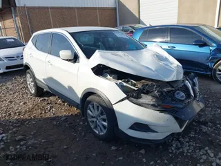 2021 Nissan Rogue Sport S with VIN JN1BJ1AV8MW320615, listed as a IAAI auction lot 40752620 with 65,543 mi miles. Bid and sale history available at carsss.com. Image 1.