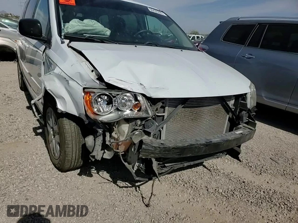 2017 Dodge Grand Caravan SE Plus z VIN 2C4RDGBG1HR864328, wystawiony jako Copart lot #56435325 z przebiegiem 128 795 mil mil oraz Szkoda całkowita • Salvage title. Historia ofert i sprzedaży dostępna na DreamBid. Obrazek 14.