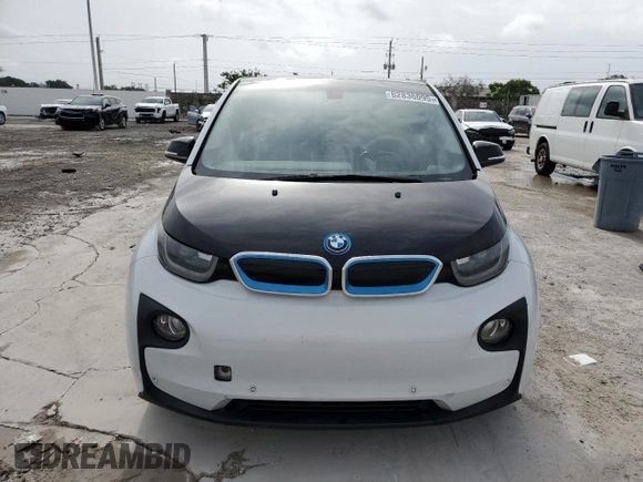 2015 BMW i3 with VIN WBY1Z4C55FV504563, listed as a Copart auction lot 62836095 with 71,790 mi miles and Clean title. Bid and sale history available at DreamBid. Image 5.