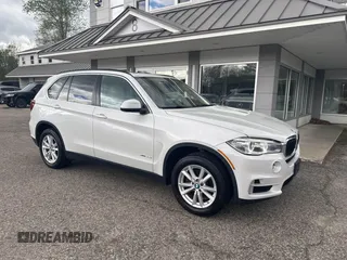 2015 BMW X5 xDrive35d z VIN 5UXKS4C59F0N09643, wystawiony jako IAAI lot #42223181 z przebiegiem 122 129 mil mil oraz . Historia ofert i sprzedaży dostępna na DreamBid. Obrazek 1.