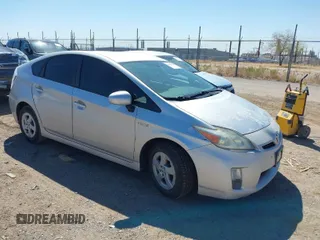 2010 Toyota Prius II with VIN JTDKN3DU8A0065382, listed as a IAAI auction lot 41843736 with 216,994 mi miles. Bid and sale history available at carsss.com. Image 1.