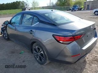2022 Nissan Sentra SV z VIN 3N1AB8CV1NY275140, wystawiony jako IAAI lot #42156242 z przebiegiem 55 729 mil mil oraz . Historia ofert i sprzedaży dostępna na DreamBid. Obrazek 3.