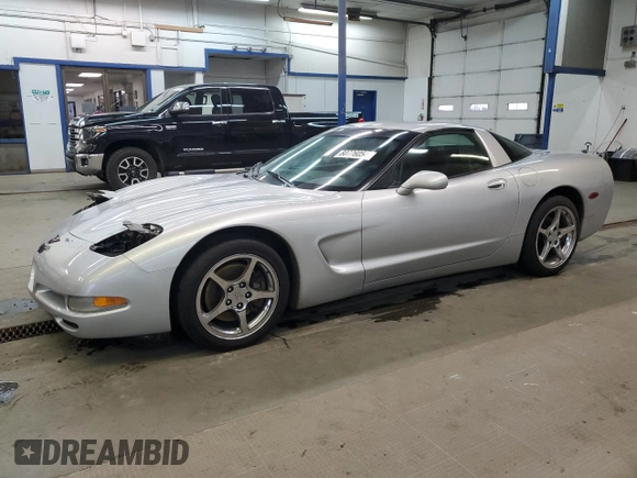 1997 Chevrolet Corvette with VIN 1G1YY22G0V5108641, listed as a Copart auction lot 80776054 with 179,471 mi miles and Salvage Title. Bid and sale history available at carsss.com. Image 1.