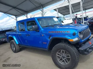 2024 Jeep Gladiator Mojave X with VIN 1C6JJTEG8RL102089, listed as a IAAI auction lot 41933185 with 15,461 mi miles. Bid and sale history available at carsss.com. Image 14.