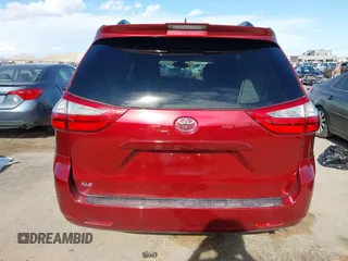 2018 Toyota Sienna XLE Auto Access Seat z VIN 5TDYZ3DC1JS909295, wystawiony jako IAAI lot #42482553 z przebiegiem 132 420 mil mil oraz . Historia ofert i sprzedaży dostępna na DreamBid. Obrazek 16.