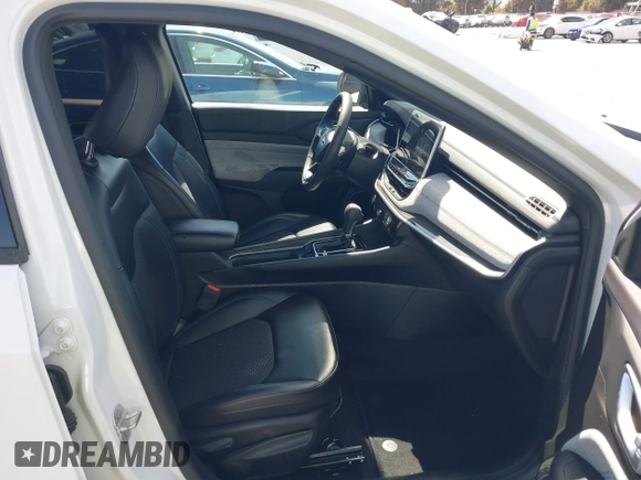 2023 Jeep Compass Latitude z VIN 3C4NJDBN1PT538478, wystawiony jako IAAI lot #41804312 z przebiegiem 14 228 mil mil oraz . Historia ofert i sprzedaży dostępna na DreamBid. Obrazek 5.