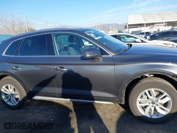 2023 Audi Q5 S line Premium with VIN WA1GAAFY7P2137461, listed as a IAAI auction lot 41621439 with 21,100 mi miles. Bid and sale history available at carsss.com. Image 14.
