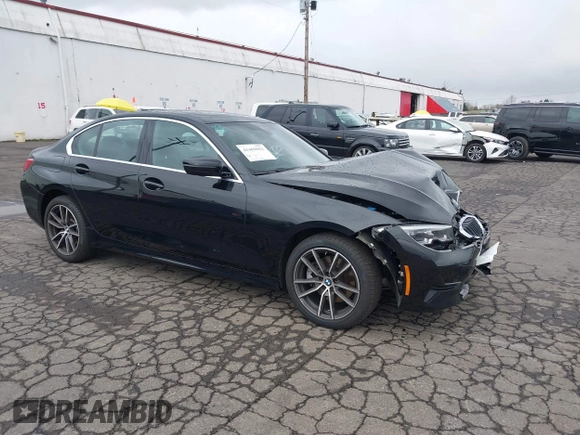 2021 BMW 3 Series 330i xDrive with VIN 3MW5R7J08M8C16500, listed as a IAAI auction lot 41469052 with 21,660 mi miles. Bid and sale history available at carsss.com. Image 1.