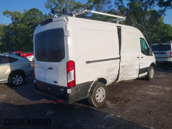 2019 Ford Transit with VIN 1FTYR2CM5KKA87758, listed as a IAAI auction lot 41878097 with 95,710 mi miles. Bid and sale history available at carsss.com. Image 4.