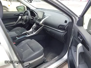 2025 Mitsubishi Eclipse Cross SE with VIN JA4ATWAA1SZ003410, listed as a IAAI auction lot 42117623 with 6,465 mi miles and . Bid and sale history available at DreamBid. Image 5.