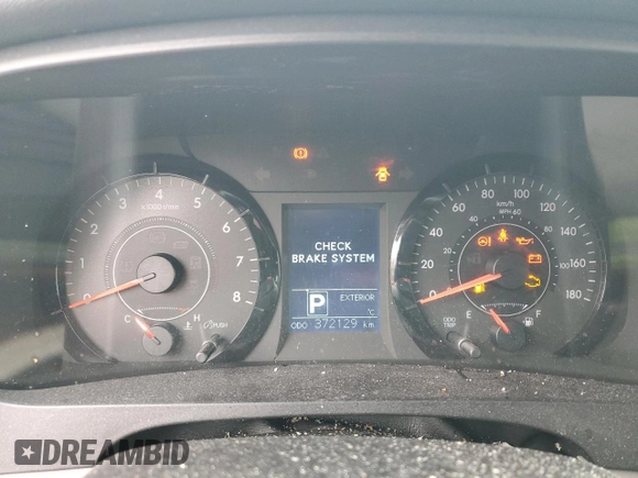 2017 Toyota Sienna L with VIN 5TDZZ3DC0HS779525, listed as a Copart auction lot 52687115 with 372,129 mi miles and Clean Title. Bid and sale history available at DreamBid. Image 9.
