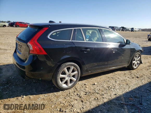 2016 Volvo V60 T5 Drive-E Premier z VIN YV140MEK0G1292783, wystawiony jako Copart lot #72465102 z przebiegiem 88 018 mil mil oraz . Historia ofert i sprzedaży dostępna na DreamBid. Obrazek 3.