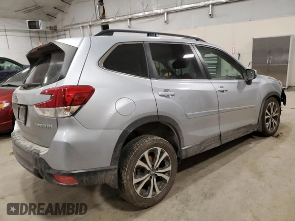 2020 Subaru Forester Limited with VIN JF2SKASC9LH585152, listed as a Copart auction lot 42211585 with 43,871 mi miles and Salvage Title. Bid and sale history available at carsss.com. Image 3.