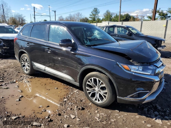 2018 Mitsubishi Outlander SE with VIN JA4AD3A36JZ065333, listed as a Copart auction lot 45529575 with 74,624 mi miles and Clean Title. Bid and sale history available at carsss.com. Image 4.