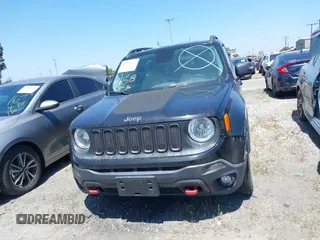 2017 Jeep Renegade Deserthawk z VIN ZACCJBCB4HPF18220, wystawiony jako IAAI lot #41719737 z przebiegiem 87 332 mil mil oraz . Historia ofert i sprzedaży dostępna na DreamBid. Obrazek 13.