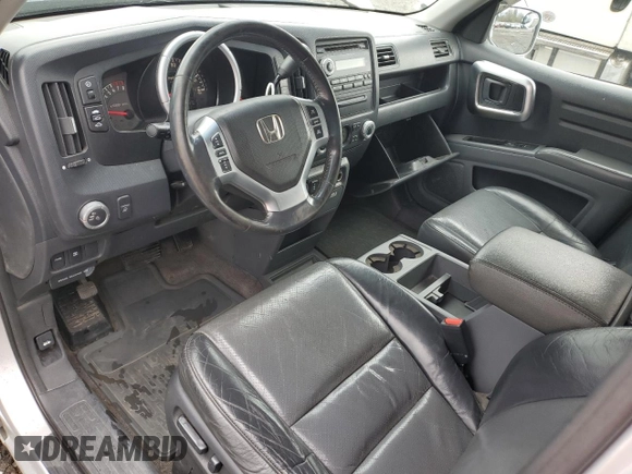 2006 Honda Ridgeline RTL z VIN 2HJYK16596H505685, wystawiony jako Copart lot #50351155 z przebiegiem 171 476 mil mil oraz Czysty tytuł • Clean title. Historia ofert i sprzedaży dostępna na DreamBid. Obrazek 8.