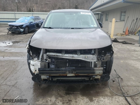 2017 Mitsubishi Outlander ES with VIN JA4AZ2A33HZ063545, listed as a Copart auction lot 47562145 with 116,593 mi miles and Salvage Title. Bid and sale history available at carsss.com. Image 5.