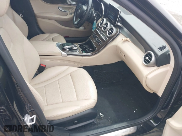 2016 Mercedes-Benz C 300 Luxury with VIN 55SWF4KB0GU098553, listed as a IAAI auction lot 42344188 with 167,970 mi miles and . Bid and sale history available at DreamBid. Image 5.