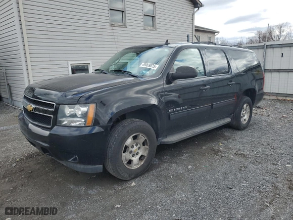 2013 Chevrolet Suburban LT with VIN 1GNSCJE02DR359695, listed as a Copart auction lot 49069875 with 341,508 mi miles and Clean Title. Bid and sale history available at carsss.com. Image 1.
