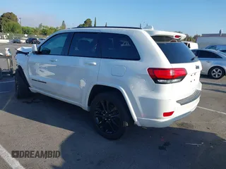 2019 Jeep Grand Cherokee Laredo with VIN 1C4RJEAG0KC858177, listed as a IAAI auction lot 42604812 with 79,932 mi miles and . Bid and sale history available at DreamBid. Image 3.