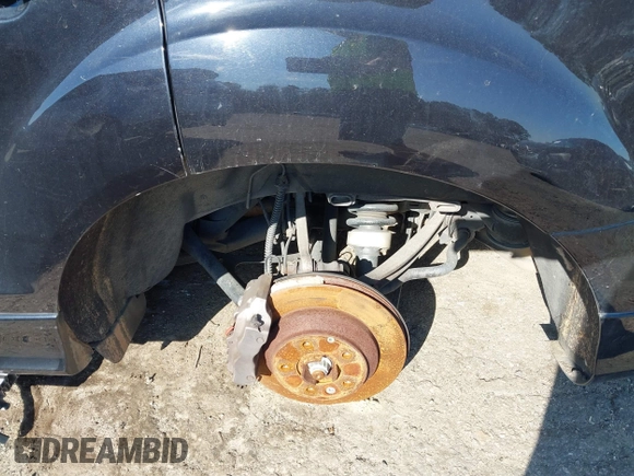 2015 Audi Q7 S line Prestige с VIN WA1DGAFE8FD023141, выставлен на аукционе IAAI как лот 41785659 с пробегом 137 342 миль миль и . История ставок и продаж доступна на DreamBid. Изображение 20.