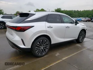 2023 Lexus RX 350 with VIN 2T2BAMBA1PC010728, listed as a Copart auction lot 60052205 with 7,096 mi miles and Salvage title. Bid and sale history available at DreamBid. Image 3.