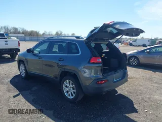 2017 Jeep Cherokee Latitude with VIN 1C4PJLCBXHW572714, listed as a IAAI auction lot 41861087 with 120,552 mi miles and . Bid and sale history available at DreamBid. Image 3.