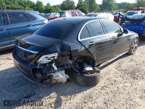 2019 Mercedes-Benz C 300 z VIN 55SWF8DB1KU318960, wystawiony jako IAAI lot #42547725 z przebiegiem 90 743 mil mil oraz . Historia ofert i sprzedaży dostępna na DreamBid. Obrazek 4.