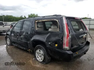 2007 Chevrolet Suburban LT with VIN 3GNFC16057G303416, listed as a Copart auction lot 61447985 with Not provided miles and Salvage title. Bid and sale history available at DreamBid. Image 2.