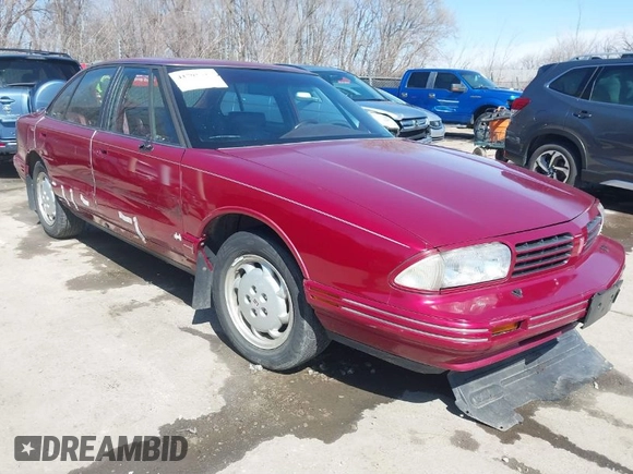 1995 Oldsmobile 88 z VIN 1G3HY52K1SH331973, wystawiony jako IAAI lot #41795311 z przebiegiem 110 407 mil mil oraz . Historia ofert i sprzedaży dostępna na DreamBid. Obrazek 1.