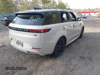 2023 Land Rover Range Rover Sport SE Dynamic with VIN SAL1L9FU4PA140673, listed as a IAAI auction lot 39552637 with 12,557 mi miles. Bid and sale history available at carsss.com. Image 4.