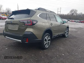 2020 Subaru Outback Touring z VIN 4S4BTAPC9L3267268, wystawiony jako IAAI lot #41865981 z przebiegiem Nie podano mil oraz . Historia ofert i sprzedaży dostępna na DreamBid. Obrazek 4.