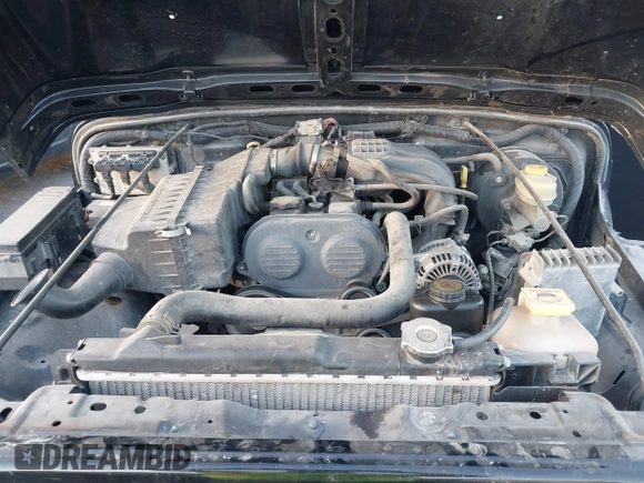 2004 Jeep Wrangler SE with VIN 1J4FA29184P762210, listed as a IAAI auction lot 40983051 with 107,525 mi miles and . Bid and sale history available at DreamBid. Image 10.