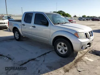 2012 Nissan Frontier SV z VIN 1N6AD0ER8CC464184, wystawiony jako Copart lot #51283725 z przebiegiem 194 300 mil mil oraz Czysty tytuł • Clean title. Historia ofert i sprzedaży dostępna na DreamBid. Obrazek 4.