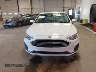 2020 Ford Fusion Hybrid SE with VIN 3FA6P0LU7LR173500, listed as a IAAI auction lot 41368311 with 105,202 mi miles. Bid and sale history available at carsss.com. Image 13.